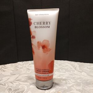 🌷🍒🌷NWT (Retired) Deadstock BBW Cherry Blossom Ultra Shea Body Cream - 8 Ounce